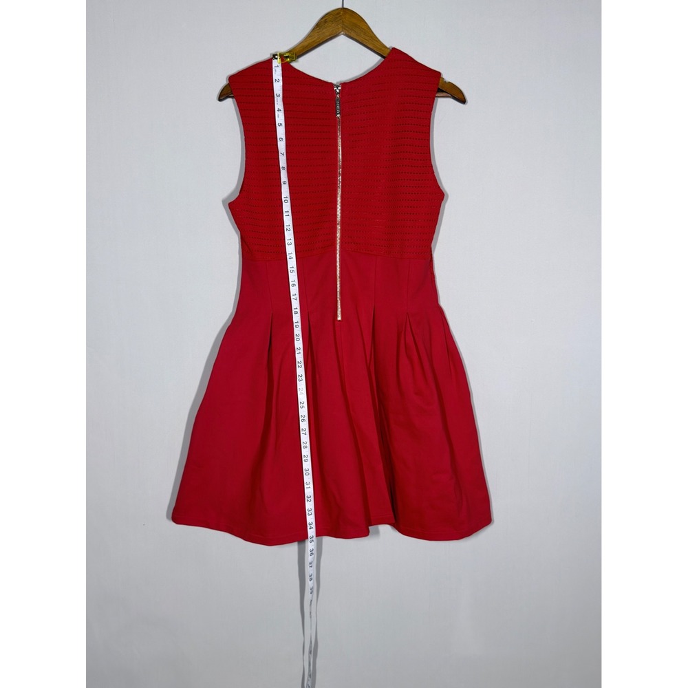 BCBGMAXAZRIA Tulip Dress NWT Red Fit & Flare Sleeveless Size L - Picture 4 of 15